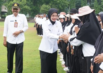 Mbak Wali Perkuat Karakter PPPK Dinas Pendidikan Melalui Pelatihan di Brigif 16 Wira Yudha