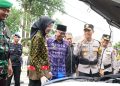 Mbak Wali Pimpin Apel Gelar Pasukan Operasi Lilin Semeru 2025, Pastikan Pengamanan Nataru Aman dan Kondusif