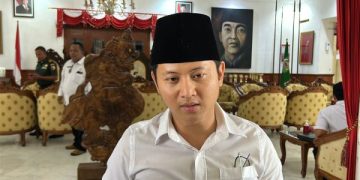 bupati trenggalek dan program sangu sampah