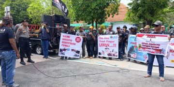 kemenag jombang dilaporkan