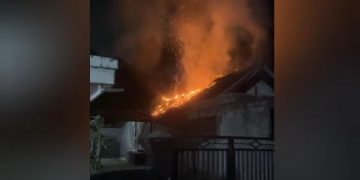 kebakaran rumah warga jombang