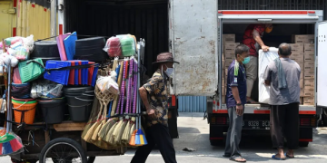 Saatnya Filantropi Turun Tangan Lindungi Pekerja Informal