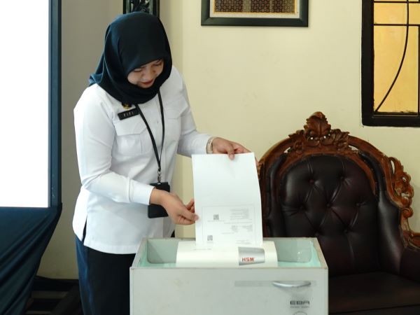 pemusnahan arsip imigrasi blitar