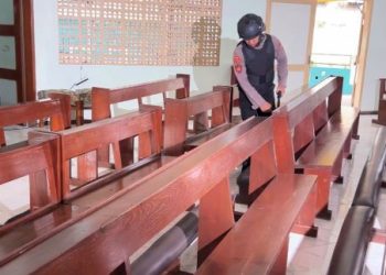 pengamanan misa natal gereja trenggalek