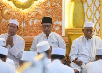 Hadiri Majlis Dzikir Jamaah Al Khidmah, Gus Qowim Tekankan Pentingnya Akhlak di Tengah Dinamika Sosial. Foto : Dok. Pemkot Kediri