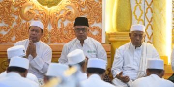 Hadiri Majlis Dzikir Jamaah Al Khidmah, Gus Qowim Tekankan Pentingnya Akhlak di Tengah Dinamika Sosial