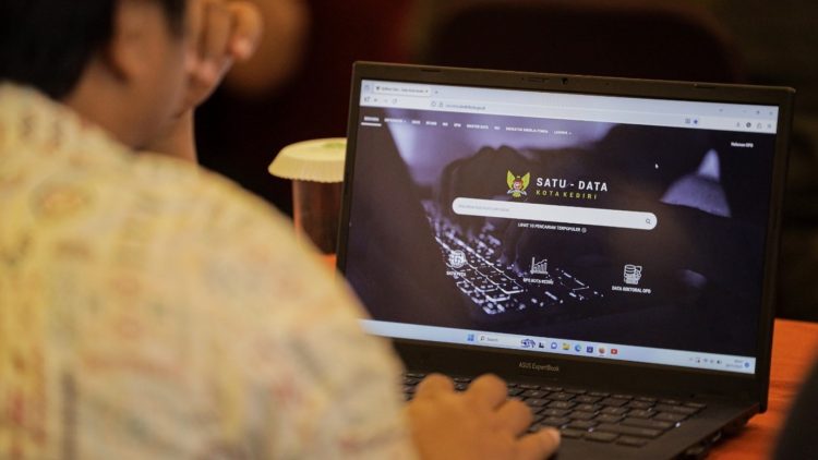 Langsungkan Evaluasi dan Reviu Statistik Sektoral, Diskominfo Targetkan Kelengkapan Pelaporan Metadata OPD Rampung di Tahun 2026