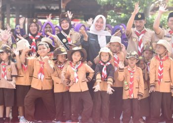 Cerianya Jambore PAUD Prasiaga Kota Kediri, Mbak Wali Apresiasi Petugas Apel Cilik dan Mengukuhkan Bunda PAUD