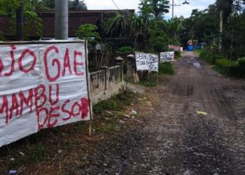 warga blitar lawan peternakan ayam