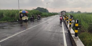 Suasana sore di Lintas Sumber Rempi Kota Kediri Foto: Bacaini/AK Jatmiko