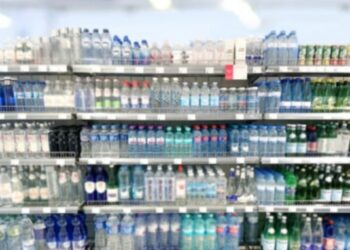 Ilustrasi berbagai jenis air minum dalam kemasan (AMDK) di Indonesia