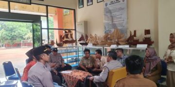 Penanganan pelajar SMKN 3 Boyolangu Tulungagung yang sakit diare diduga akibat makan bergizi gratis