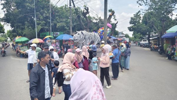 patung macan putih kediri