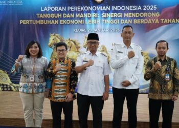 Wakil Wali Kota Kediri Gus Qowim mengikuti pemaparan Laporan Perekonomian Indonesia 2025 bersama Bank Indonesia Kediri secara daring