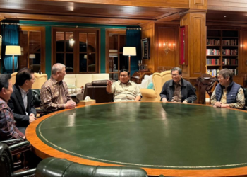 Presiden Prabowo Subianto menerima permohonan audiensi dari lima pengusaha nasional di kediaman pribadinya di Hambalang, Bogor, pada Selasa malam, 10 Februari 2026. Foto: BPMI Setpres/Istimewa