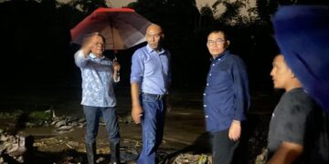 Satgas Tata Ruang Kabupaten Jember saat meninjau Perumahan Villa Indah Tegal besar