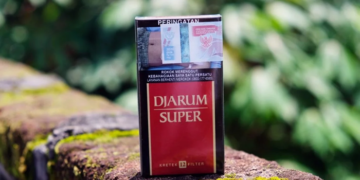 Rokok Djarum Super. Foto: komunitaskretek.or.id.
