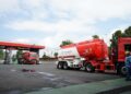 Pasokan BBM Pertamina ke SPBU. Foto: Pertamina