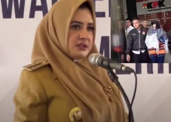 Bupati Pekalongan Fadia Arafiq mengenakan rompi tahanan KPK setelah terjaring OTT kasus korupsi proyek outsourcing