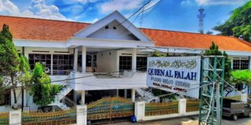 Ponpes Al Falah Ploso Kediri.