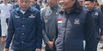 Saan Mustopa saat ziarah di Makam Bung Karno Kota Blitar menegaskan ambang batas parlemen 7 persen bukan untuk PSI