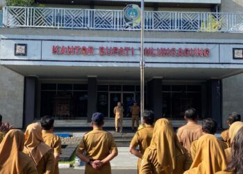Apel pagi ASN Pemkab Tulungagung tanpa kehadiran Bupati Gatut Sunu usai OTT KPK
