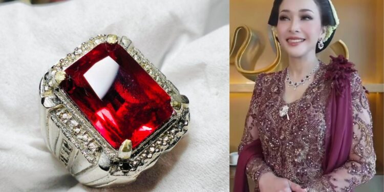 Maia Estianty memakai perhiasan red ruby di pernikahan El Rumi