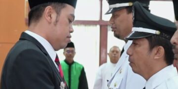 Wali Kota Blitar Syauqul Muhibbin melantik pejabat Pemkot Blitar