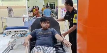 Evakuasi korban kecelakaan bus di Jombang