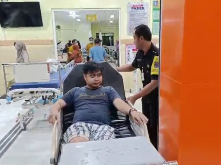 Evakuasi korban kecelakaan bus di Jombang