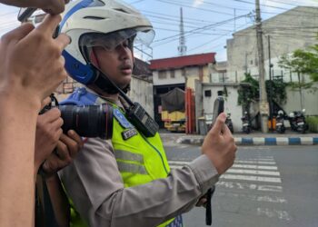ETLE Handheld Tulungagung tilang elektronik menggunakan smartphone polisi