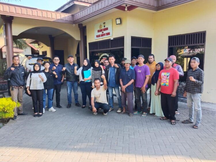 Ratusan pohon pepaya milik petani Perhutanan Sosial di Desa Jingglong Blitar dirusak orang tak dikenal