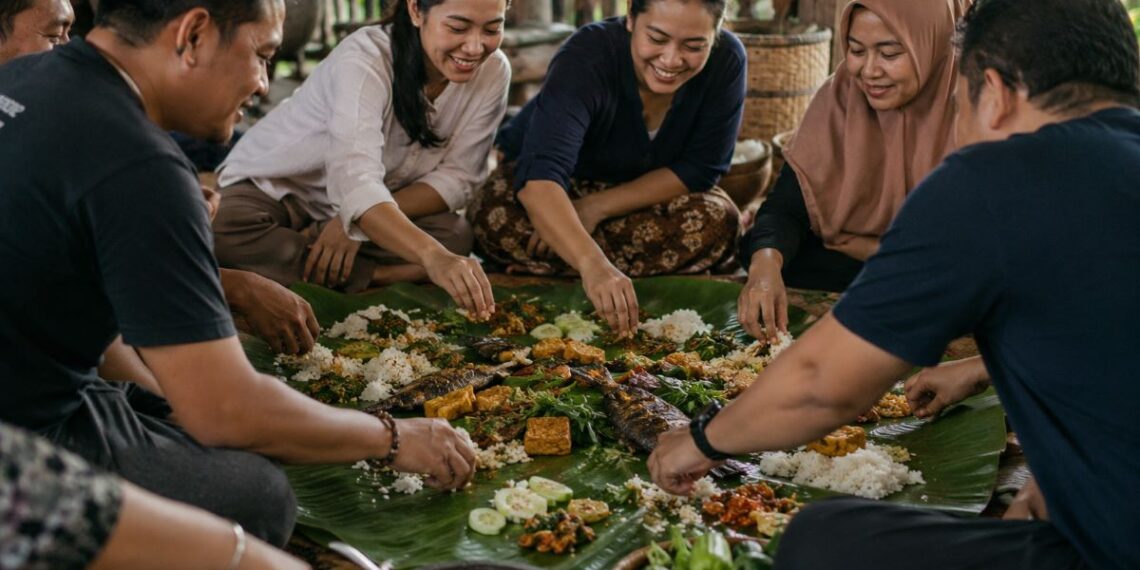 Ilustrasi seseorang makan menggunakan tangan langsung dengan makanan tradisional Indonesia