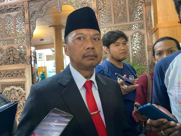 Pelantikan Tri Hariadi sebagai Pj Sekda Tulungagung oleh Ahmad Baharudin tahun 2026