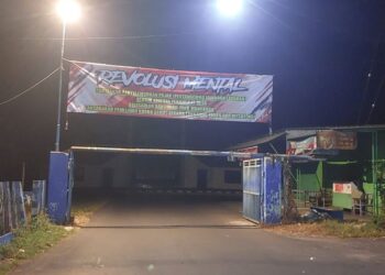Panitia seleksi rekrutmen perangkat Desa Gogodeso Kabupaten Blitar menghentikan sementara tahapan seleksi akibat polemik peserta