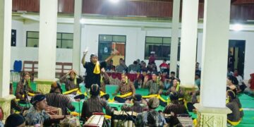 Tradisi Sinongkelan di Desa Prambon Trenggalek dengan pertunjukan Grebeg Sinokel