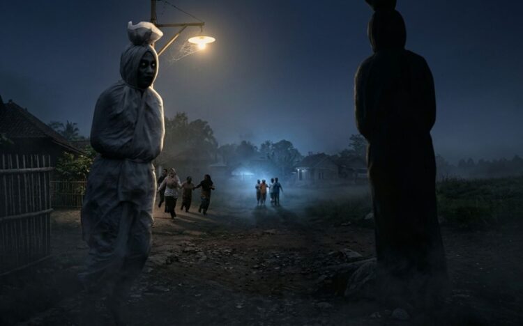 Ilustrasi teror pocong viral di Jawa Timur yang mengingatkan pada kasus ninja dan kolor ijo