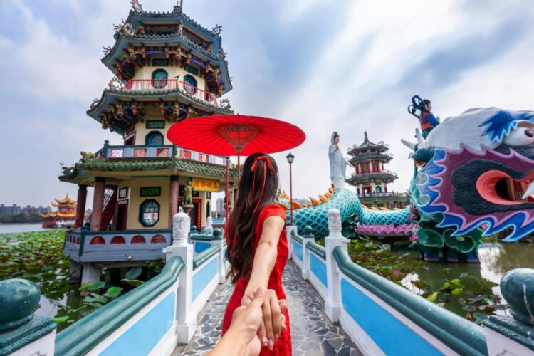 Wisatawan mancanegara di kawasan Asia Tenggara saat tren pariwisata meningkat akibat dampak krisis Timur Tengah