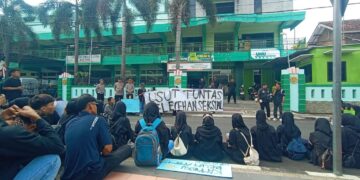 Mahasiswa menyoroti penanganan kasus dugaan pelecehan seksual dosen di UNU Blitar
