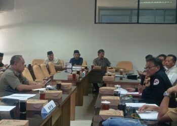 Hearing DPRD Kabupaten Blitar membahas rencana pembangunan Farm 3 PT Greenfields Indonesia di Desa Sumberurip