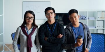Ilustrasi Gen Z melakukan job hopping karena mencari match quality dan kesehatan mental di tempat kerja