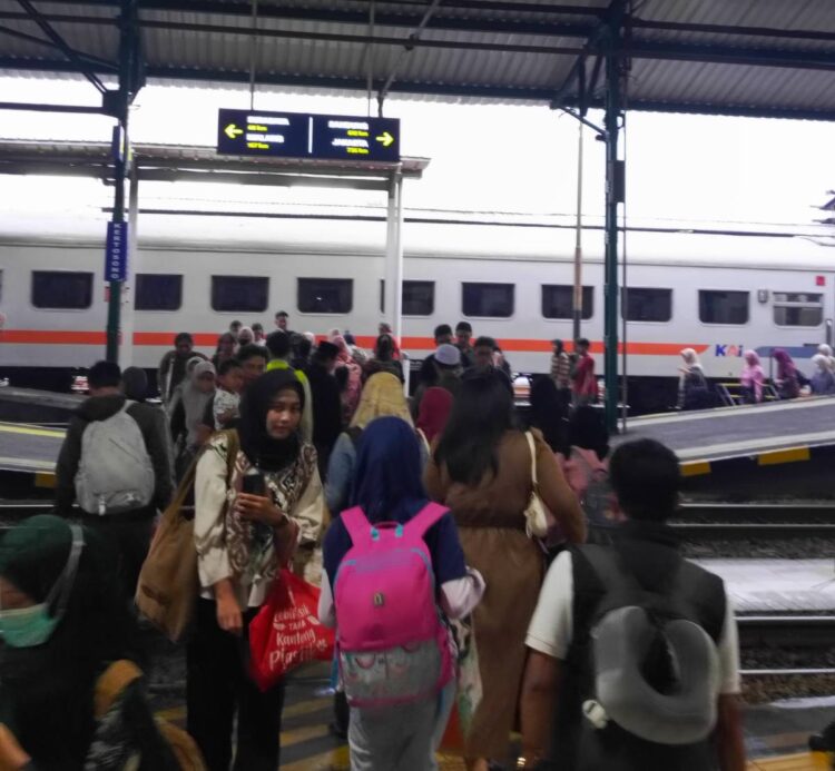Tampilan aplikasi Access by KAI dengan fitur baru pemesanan tiket kereta api