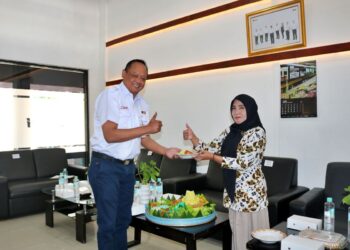 Peresmian Lagu Stasiun Madiun sebagai lagu penyambutan pelanggan kereta api oleh KAI Daop 7 di Stasiun Madiun