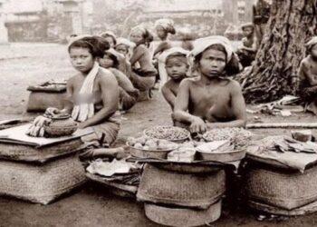 Ilustrasi sejarah Bali dari era Bali Mula hingga invasi Kerajaan Majapahit tahun 1343 Masehi