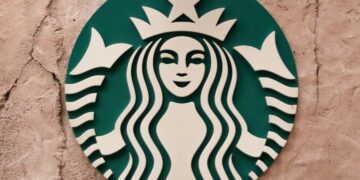 Ilustrasi gerai Starbucks di Korea Selatan di tengah kontroversi promosi berbasis AI yang memicu boikot publik