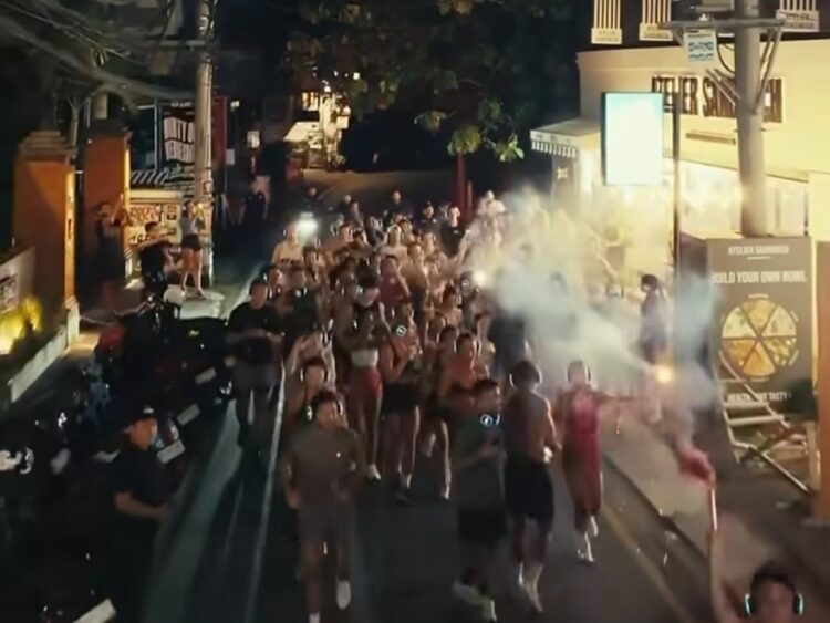 Dirjen Imigrasi Hendarsam Marantoko mengumumkan pencekalan dua WNA penyelenggara Bali Silent Disco di Canggu, Bali