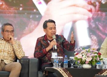 Bupati Jember, Muhammad Fawait saat menjadi pembicara di Konferensi Pendidikan Indonesia 2026
