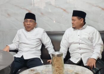 Ketua Umum PBNU KH Yahya Cholil Staquf saat berkunjung ke Ponpes Bahrul Ulum Tambakberas Jombang menjelang Muktamar NU ke-35