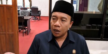 Ketua DPRD Trenggalek Doding Rahmadi