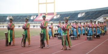 Kontingen Jember Marching Band (JMB) saat diberangkatkan  menuju Asian Music Games 2026 yang akan berlangsung di Kuala Lumpur, Malaysia.